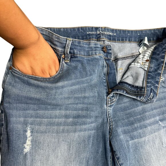 Chicos Womens 2/12 Platinum Boyfriend Jeans Light Wash Denim Distressed Stretch - Picture 5 of 13